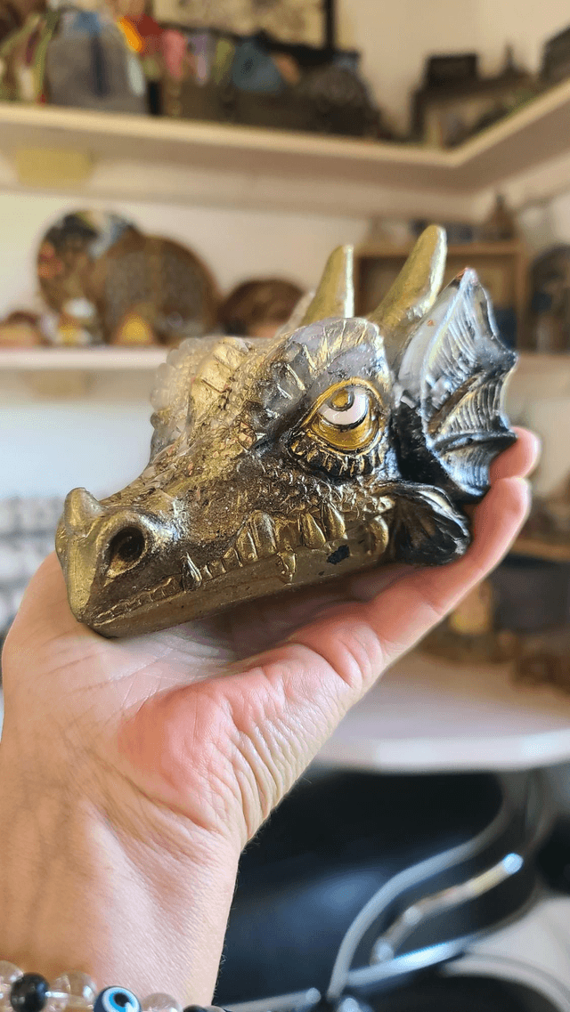 Dragon d'or 🐉 Élément Terre 
