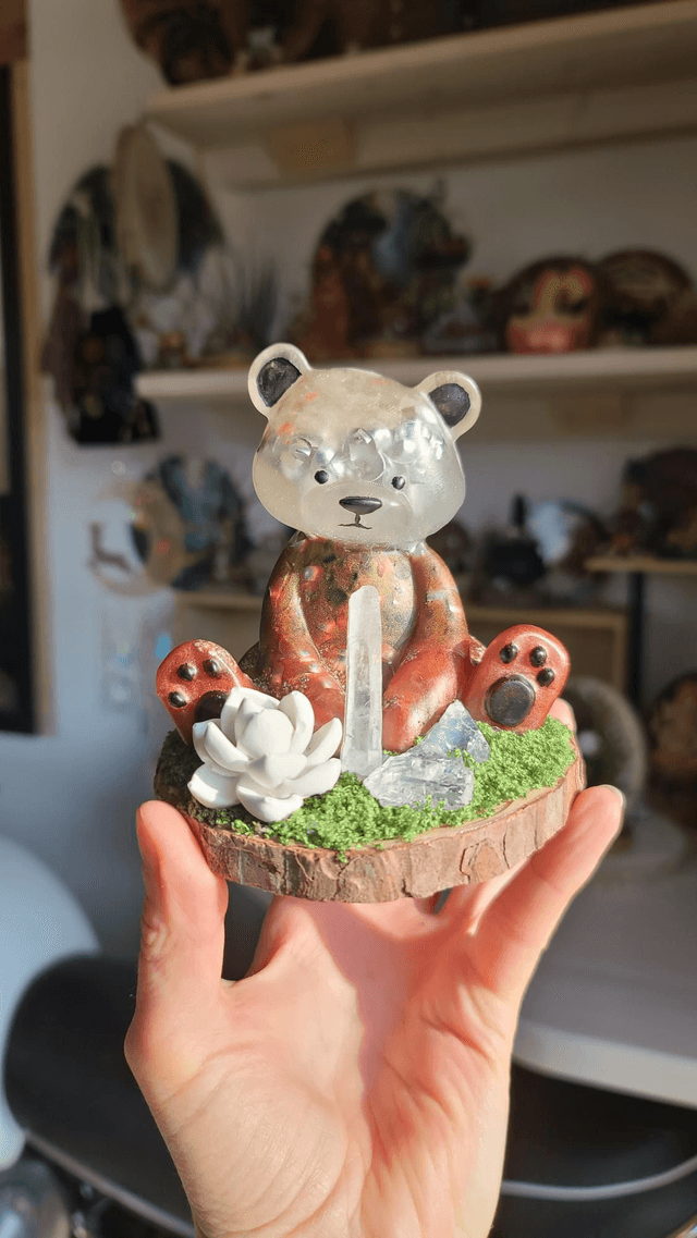L'ours orgonite diffuseur : Nature, énergie et bien-être 🌿🐻