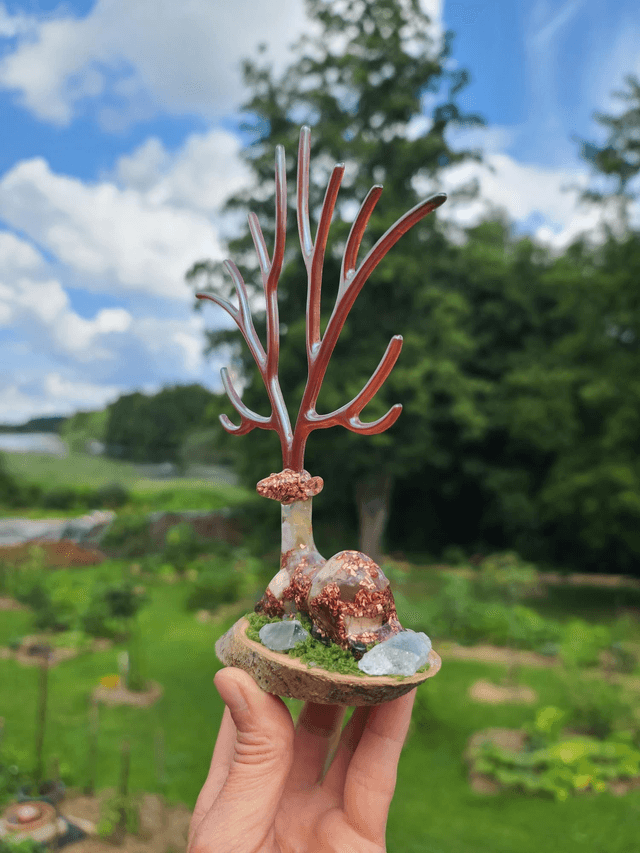 L'Esprit des bois ✨️ Grand cerf en orgonite 