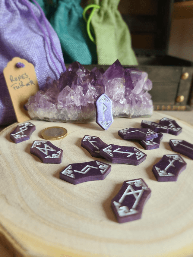 Runes Futhark 💜 Violette caméléon 
