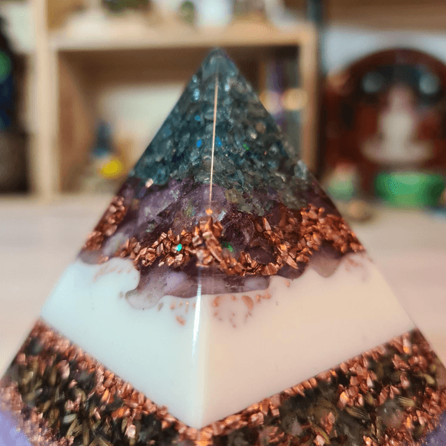 Pyramide apaisement lavande Améthyste 
