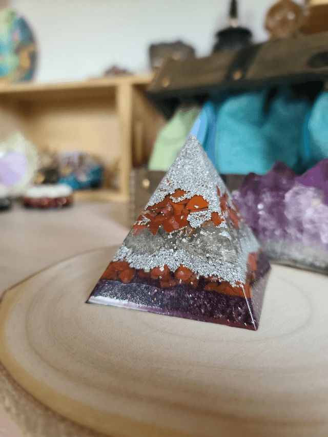 Pyramide Ancrage ❤️ Jaspe rouge
