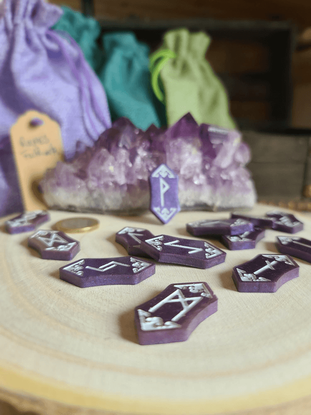 Runes Futhark 💜 Violette caméléon 