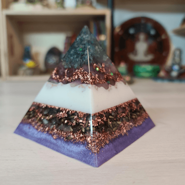 Pyramide apaisement lavande Améthyste 