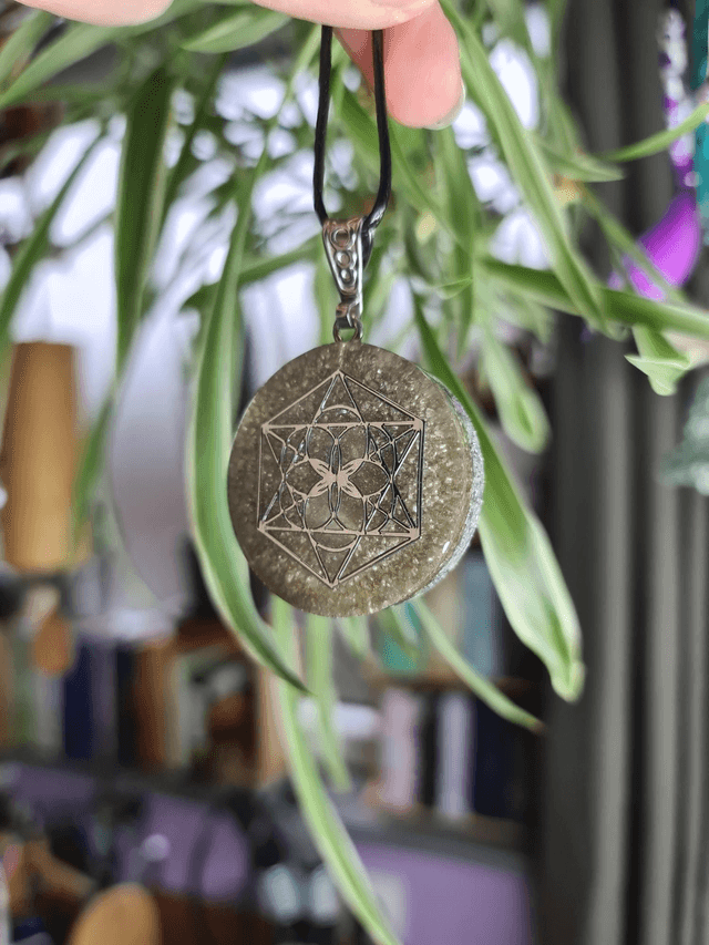 Amulette Fleur de vie Salomon Quartz