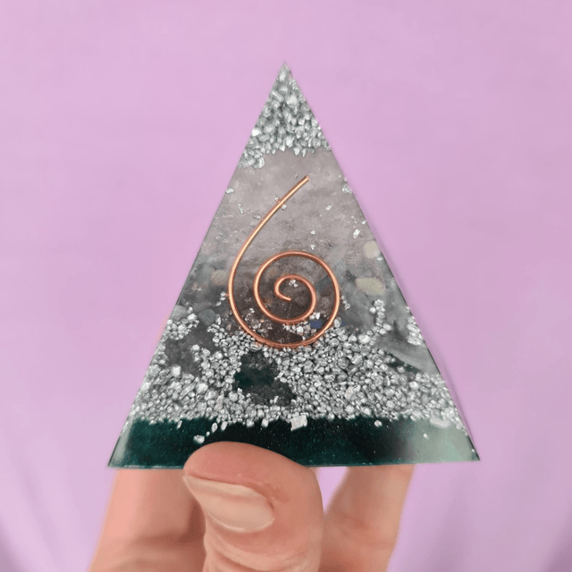 Pyramide Labradorite verte