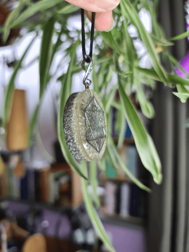 Amulette Fleur de vie Salomon Quartz