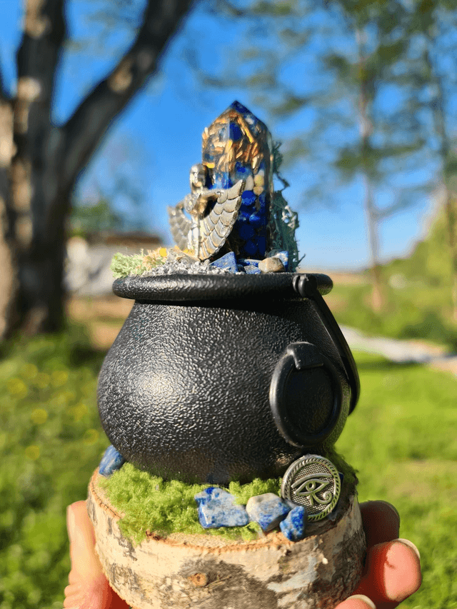Chaudron de protection orgonite Isis