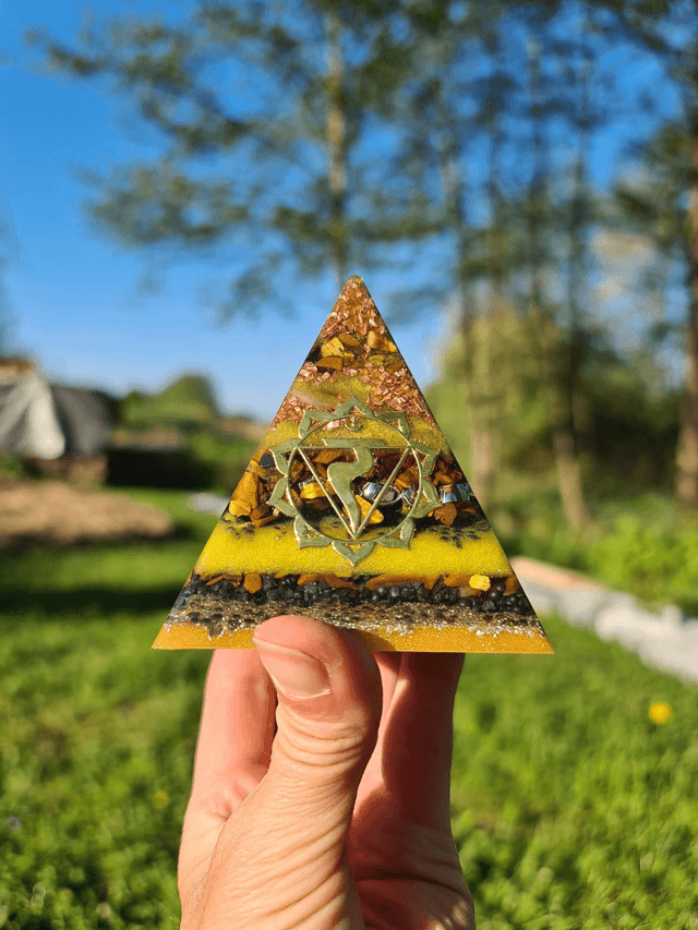 Pyramide Chakra plexus solaire