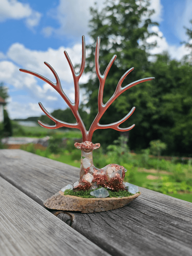 L'Esprit des bois ✨️ Grand cerf en orgonite 