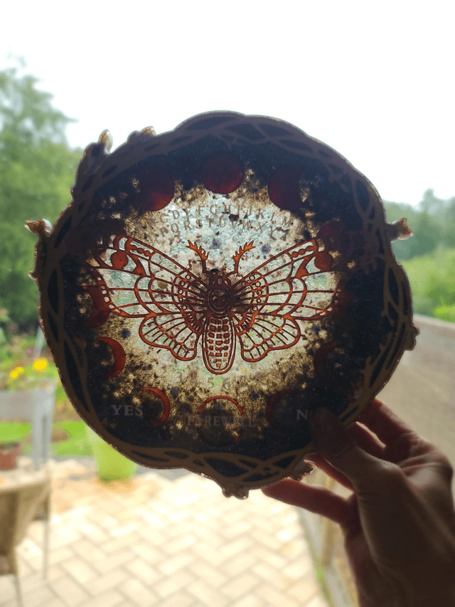 Planche à pendule 🦋 l'Oracle des Ailes