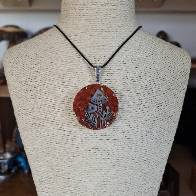 Amulette Champignon Jaspe rouge