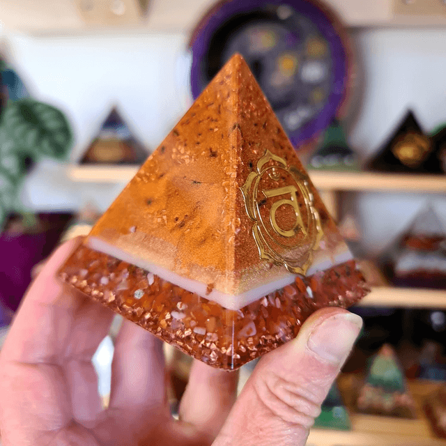 Pyramide Chakra sacré 