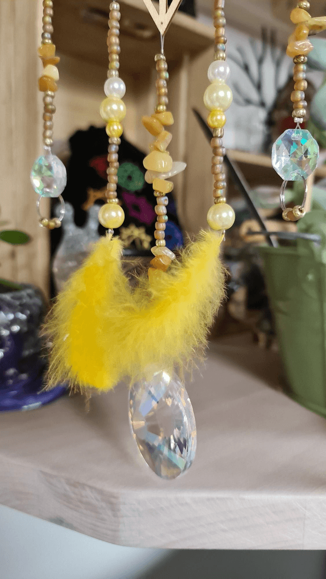 🌈 Attrape-soleil plumes jaune