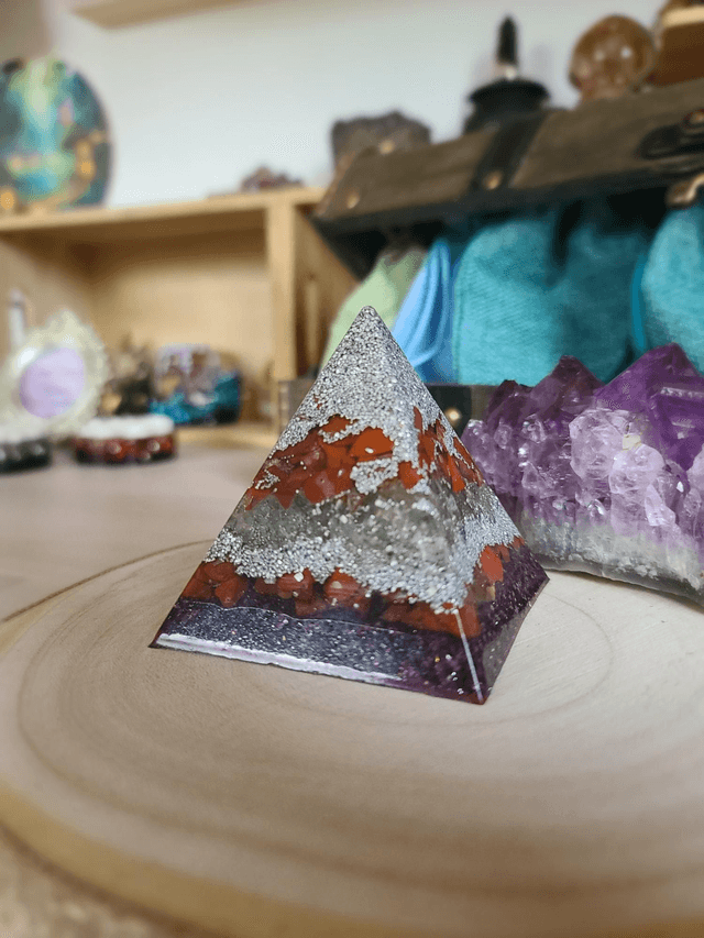 Pyramide Ancrage ❤️ Jaspe rouge