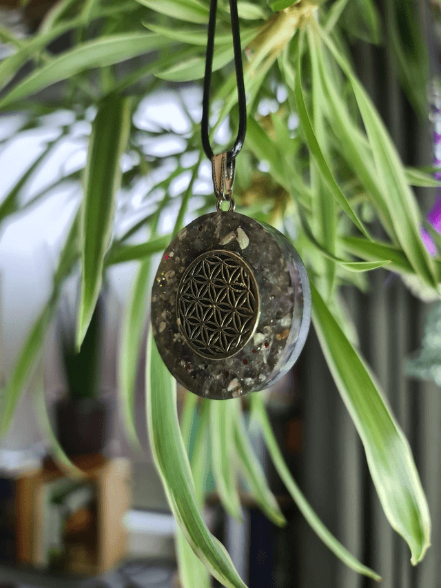Amulette Fleur de vie Quartz rose