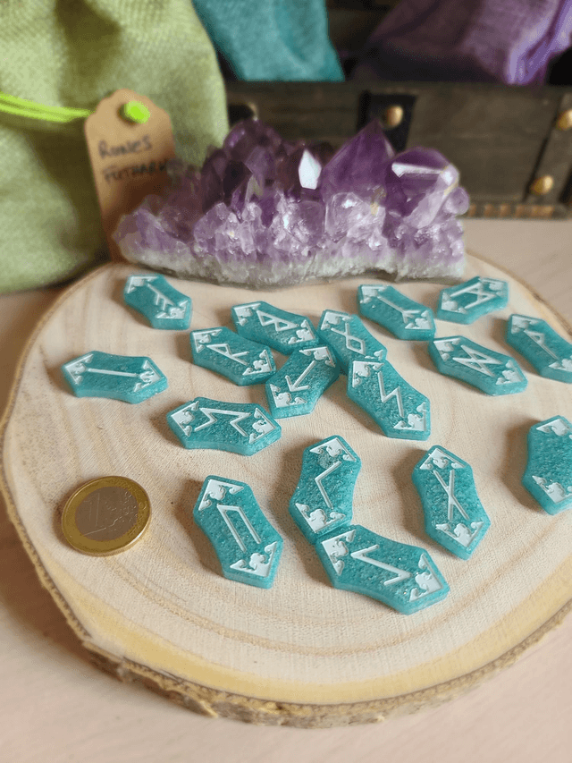 Runes Futhark 💙 Bleu turquoise 