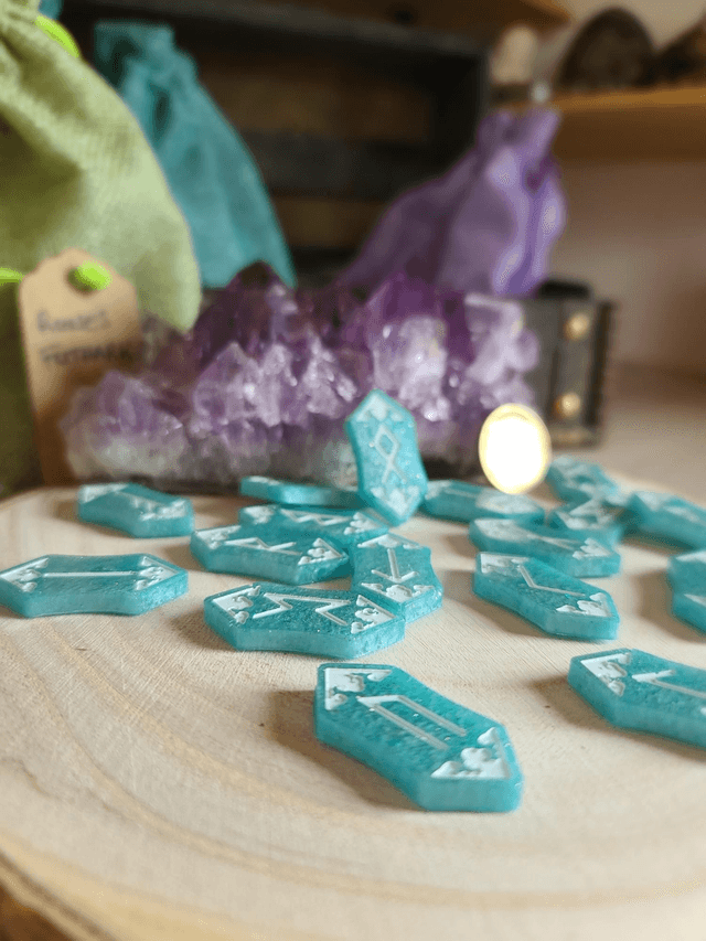Runes Futhark 💙 Bleu turquoise 