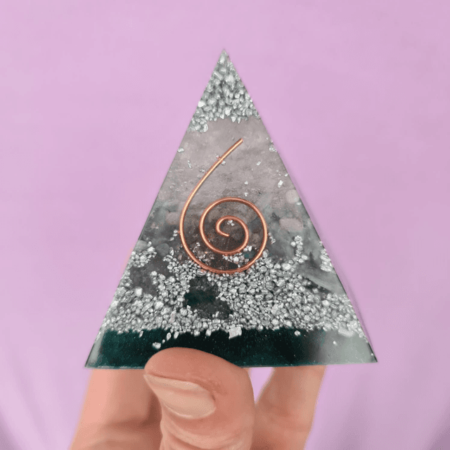 Pyramide Labradorite verte