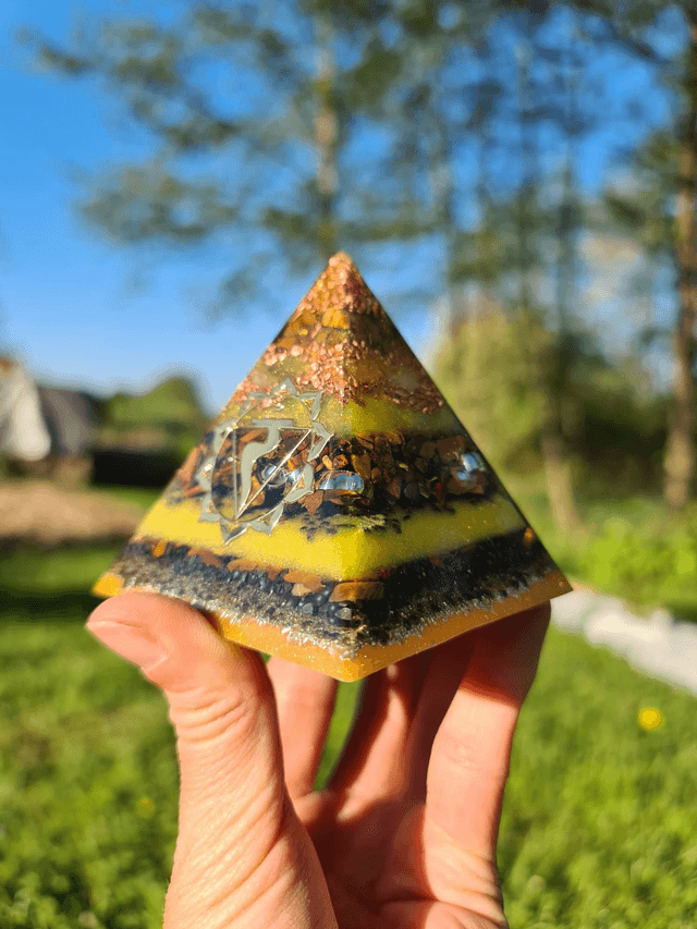 Pyramide Chakra plexus solaire