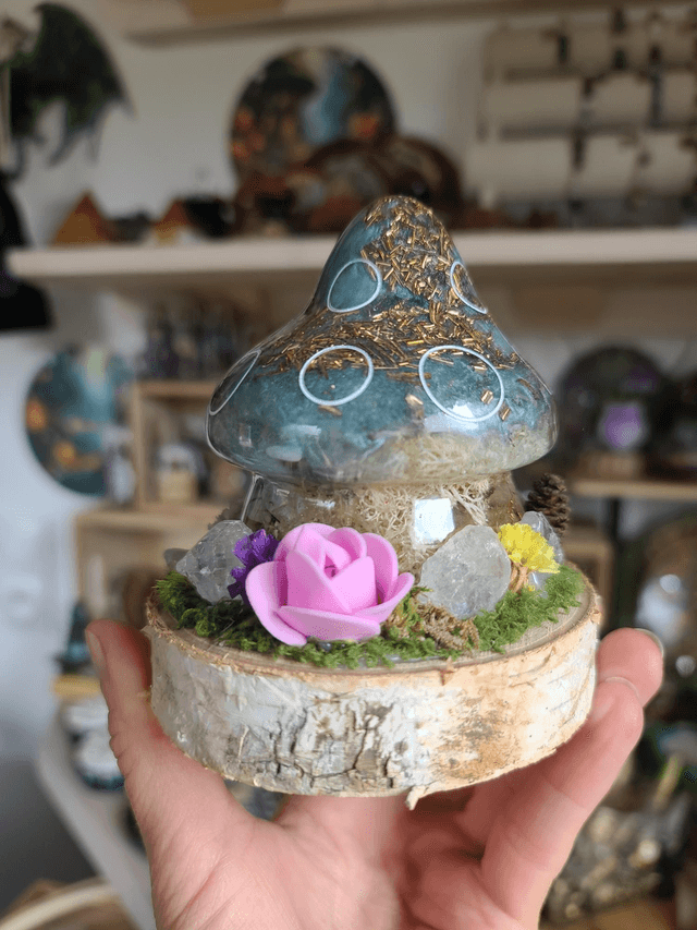 Maison champignon orgonite douce expression