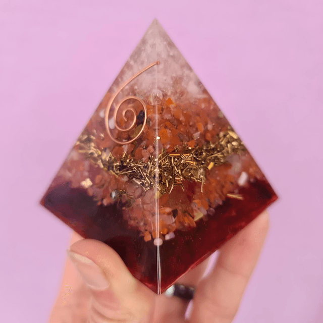 Pyramide Cornaline